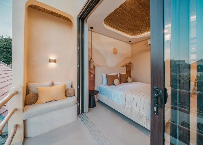 Solara Villa